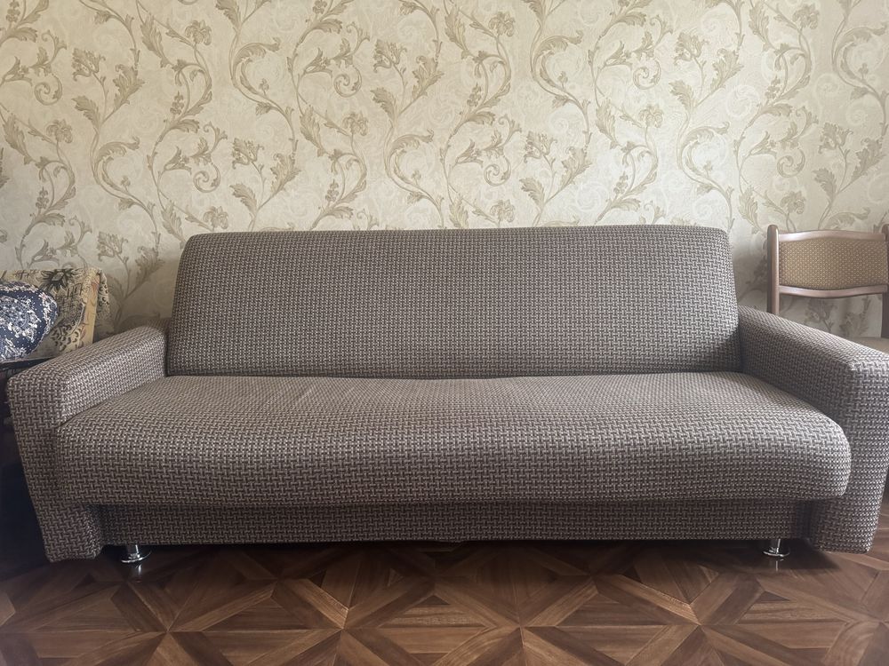 Продается Диван Б/У