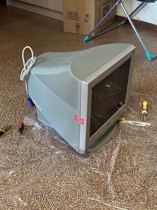 Элт монитор lg t710ph