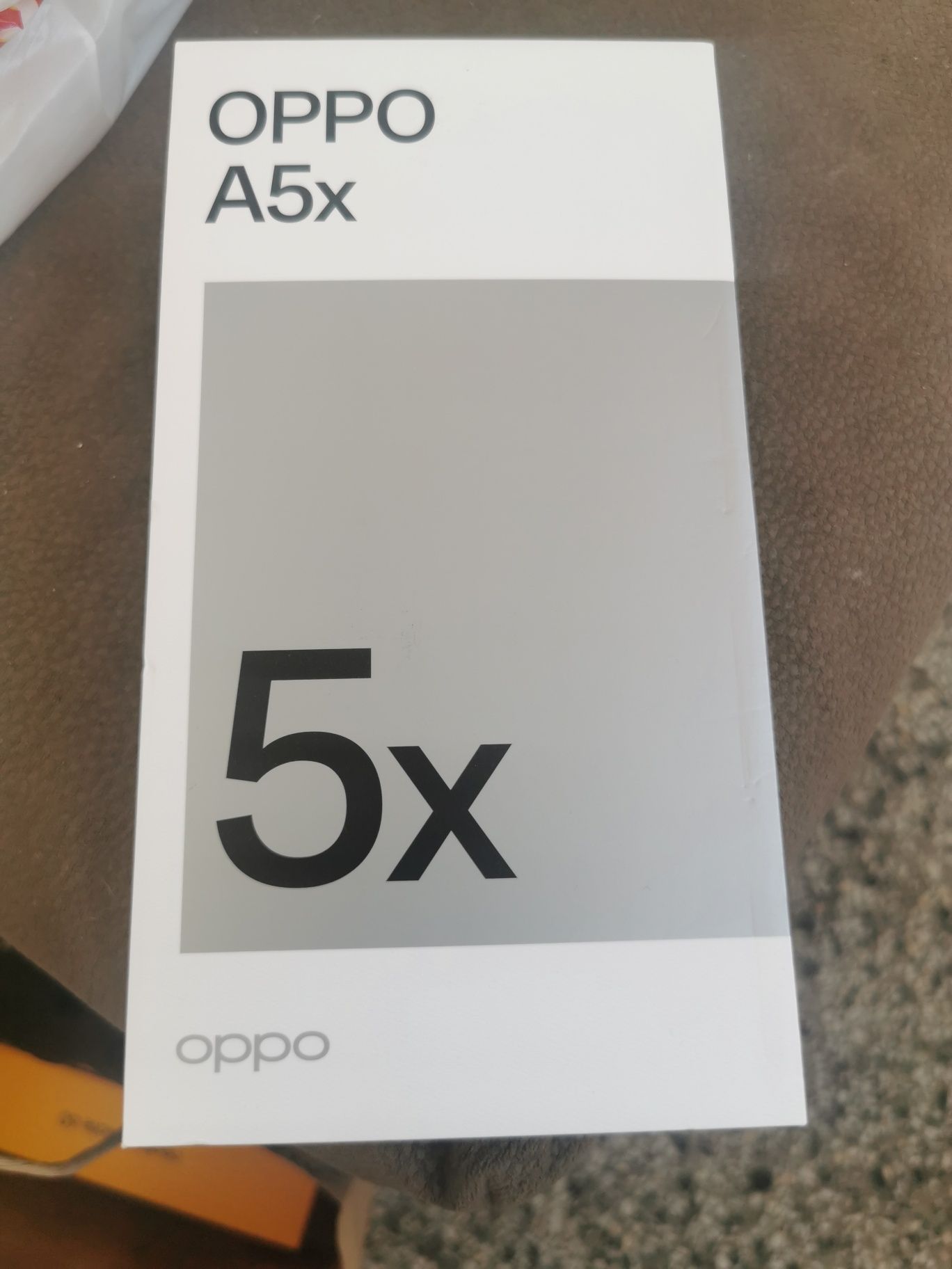 OPPO A5x Чисто нов