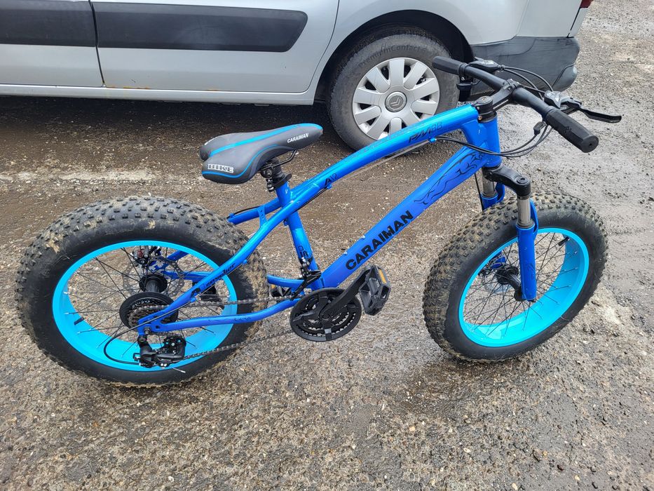 Vând bicicleta stare perfecta