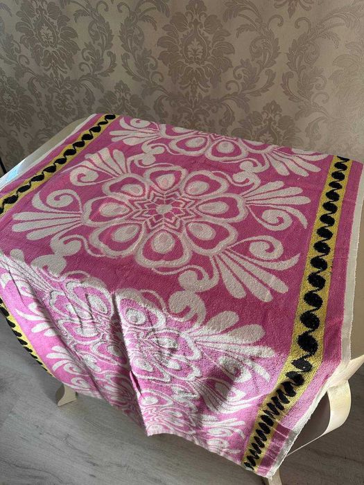 Полотенца банные , скатерть- советское