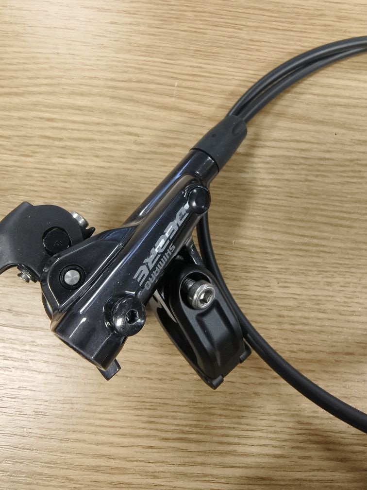 Спирачка Дискова ПРЕДНА SHIMANO BL-M6100 DEORE с радиаторни накладки