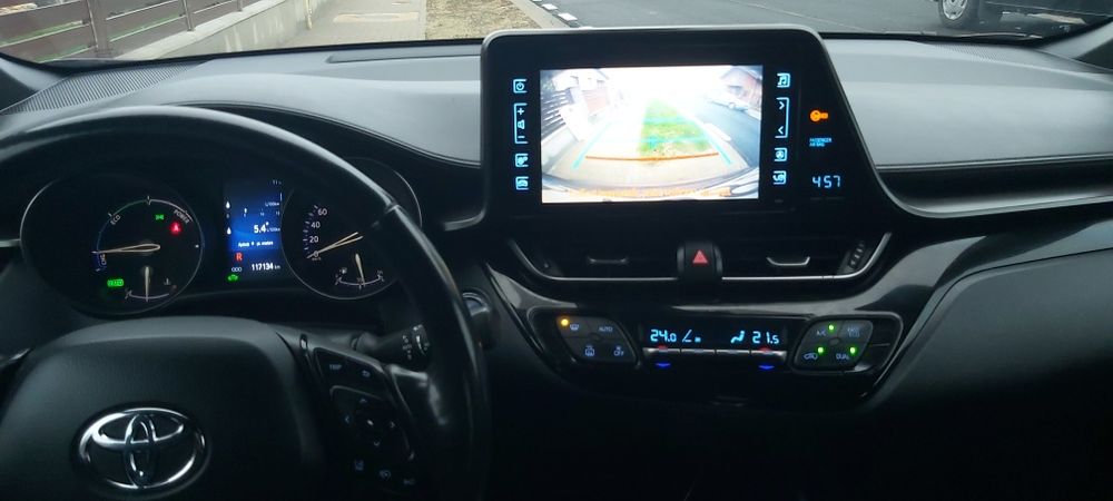 Vand Toyota chr hibrid