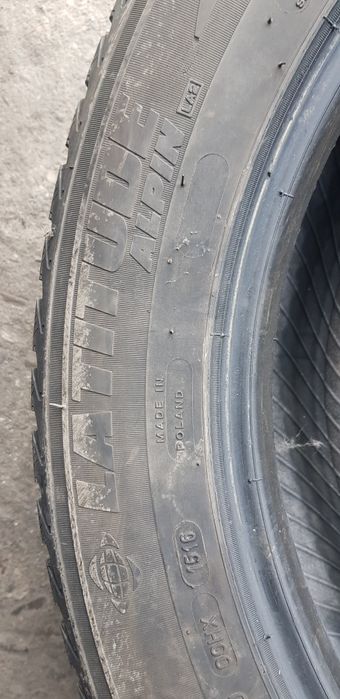 Зимни гуми-18цола-235/55-1бр.-75лв."MICHELIN "