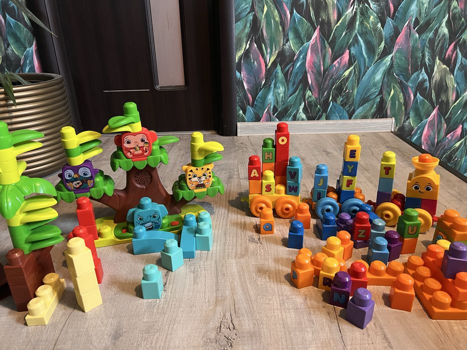 Cuburi Mega Blocks 2 seturi