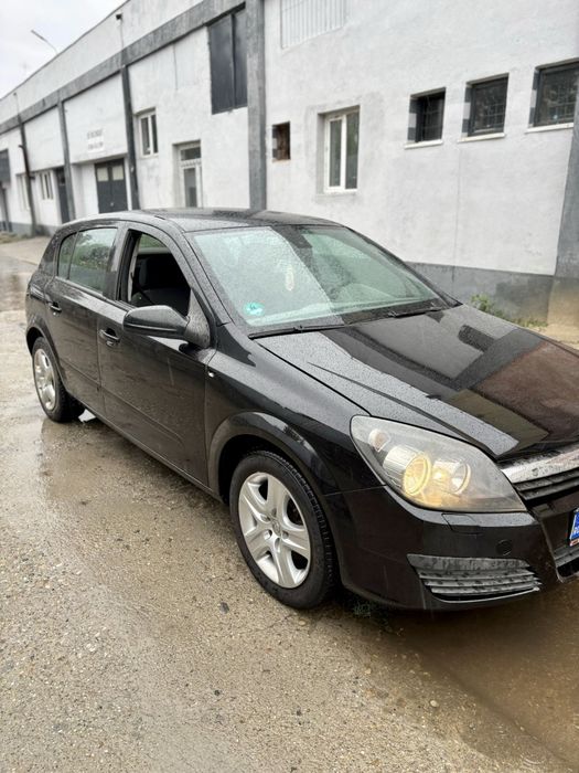 Vand opel astra h 1.6 benzina
