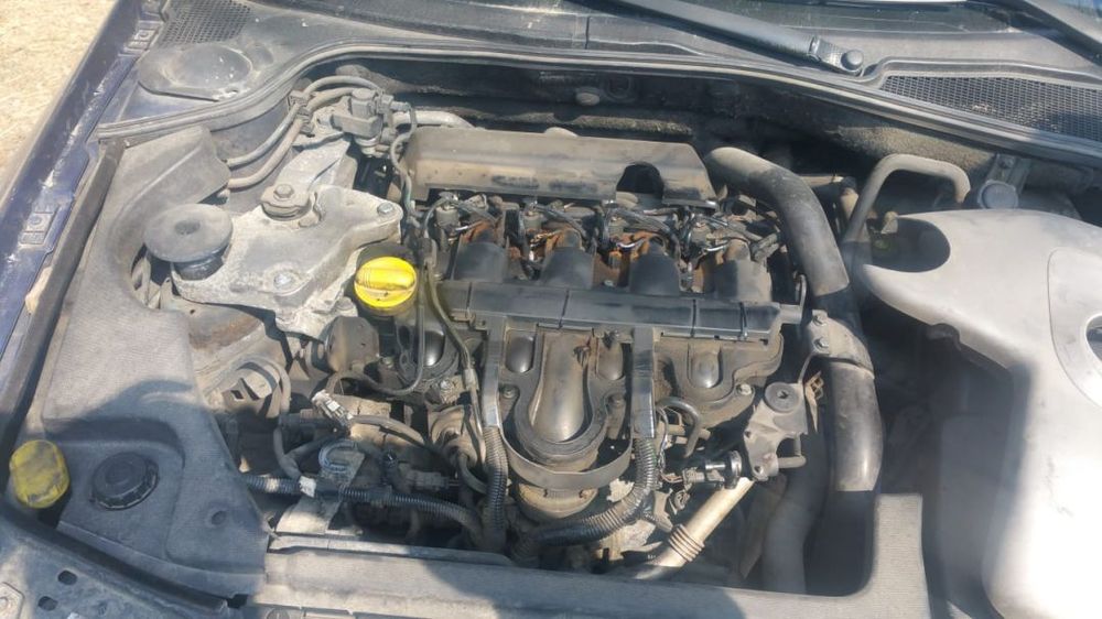 Dezmembrari  Renault LAGUNA 2  2001  > 2007 2.2 dCi Motorina