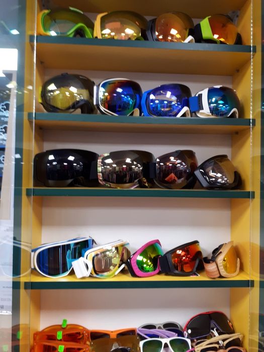 Magazin echipament complet de ski,schi și snowboard, clapari boots