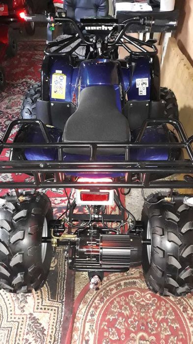 ATV electric Hecht 56150. 1200 W, autonomie 60 k,m capacitate 120 kg