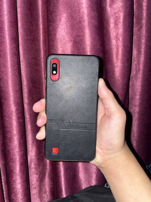 Samsung A10 сост нормальное