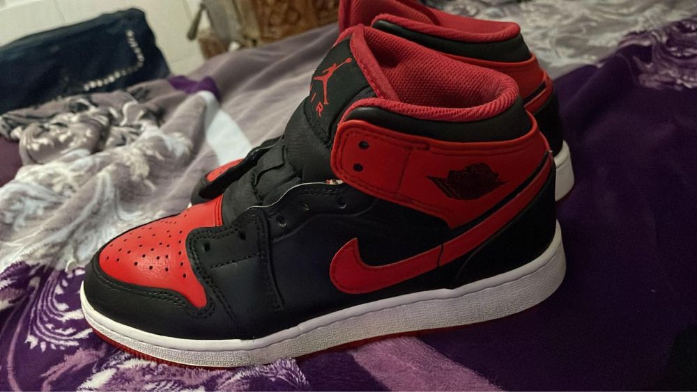 Adidasi Jordan 1 nr 36