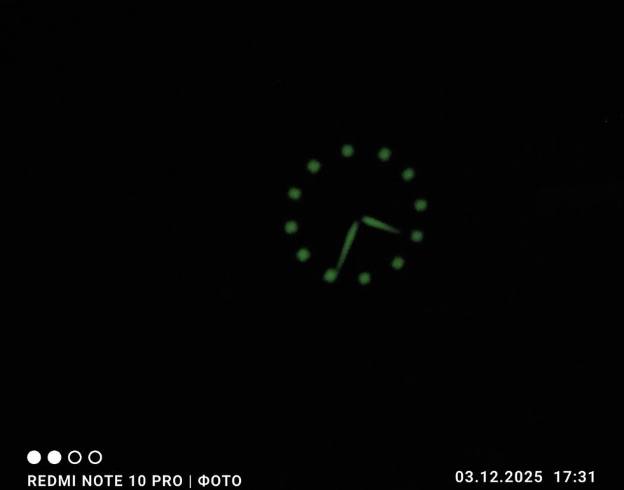 Сагат сатылады на стене фосфорный