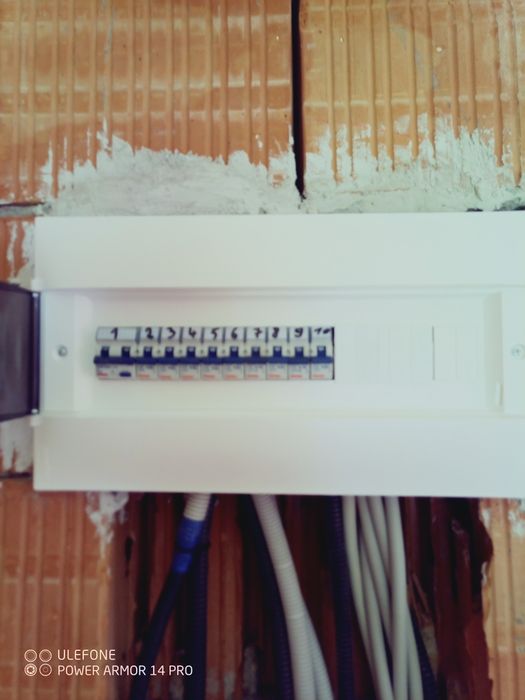 Electrician Constructor