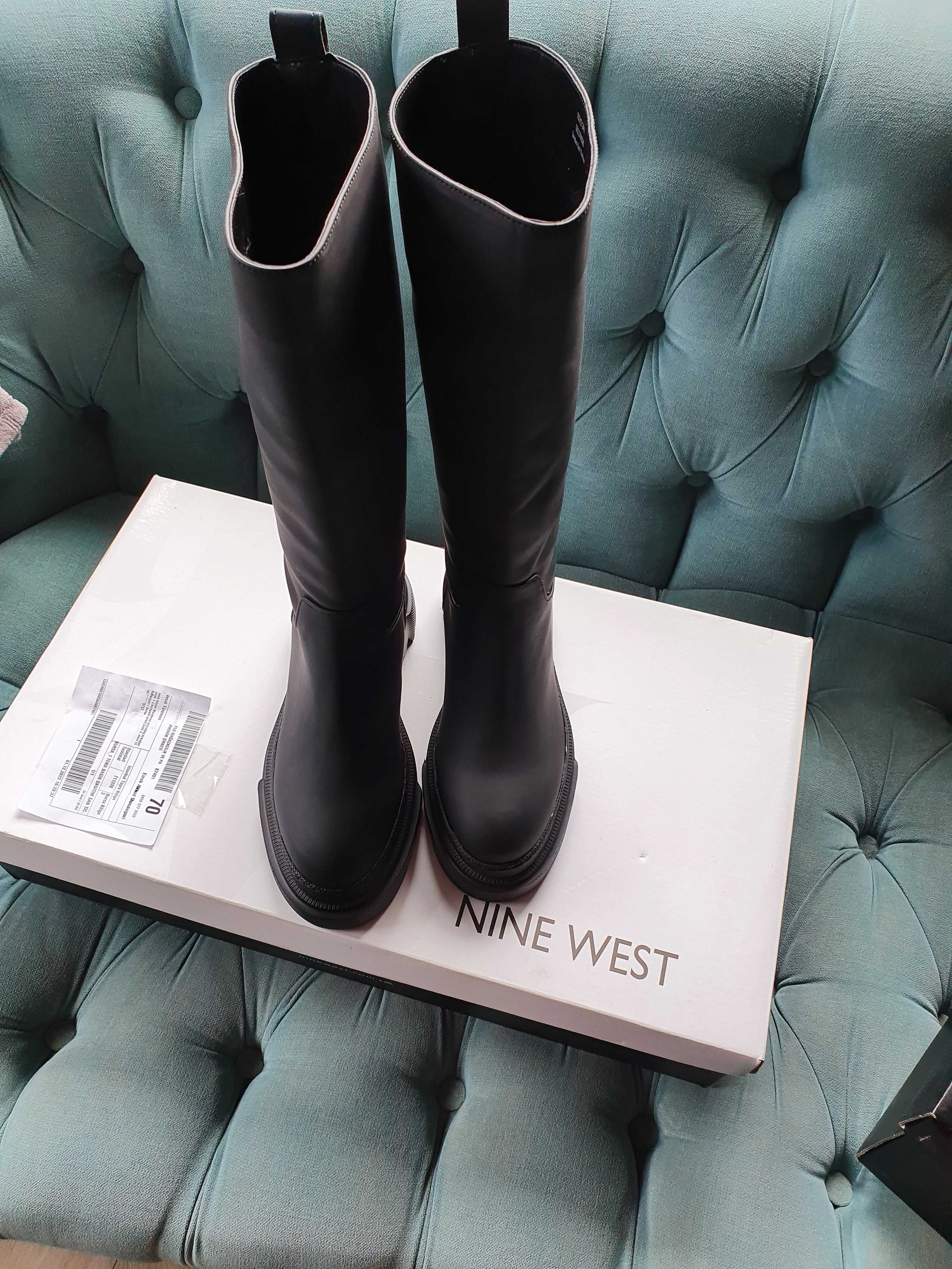 Продавам ботуши Nine West