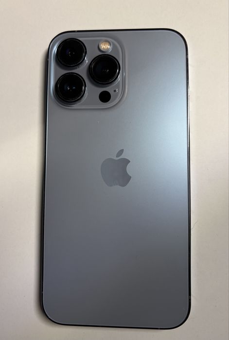 iPhone 13 Pro, Sierra Blue
