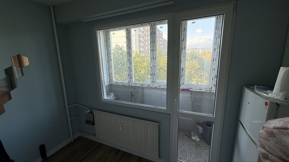 Продавам дограма