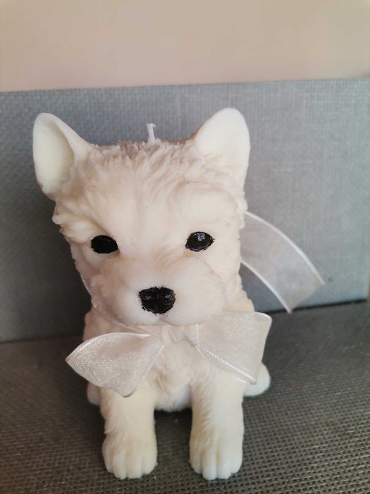 Свещ от восък кученце