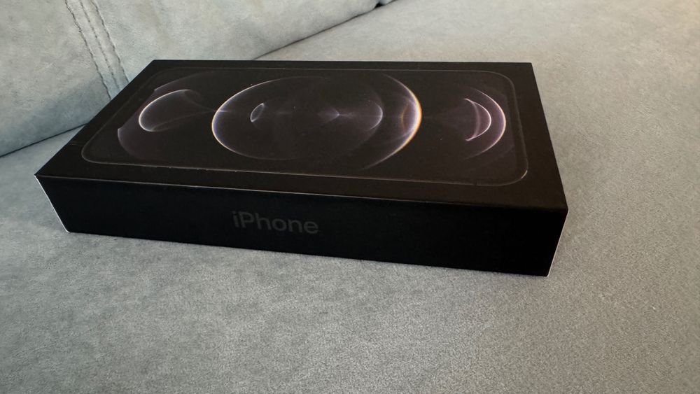 Перфектен Iphone 12 Pro Max 128 Graphite