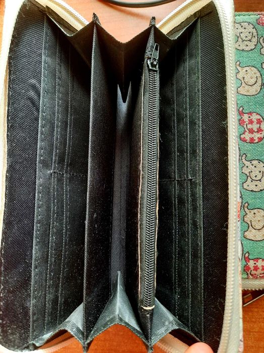 Цветен дамски портфейл