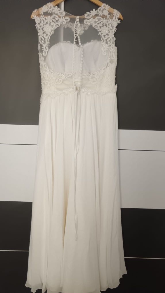 Vând rochie de mireasa