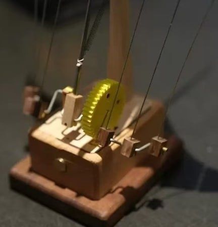 Декоративный  авто харакатланувчи