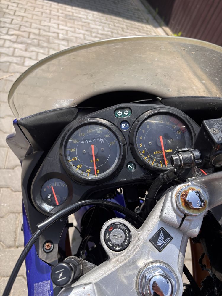 Honda cbr 125R anul 2007