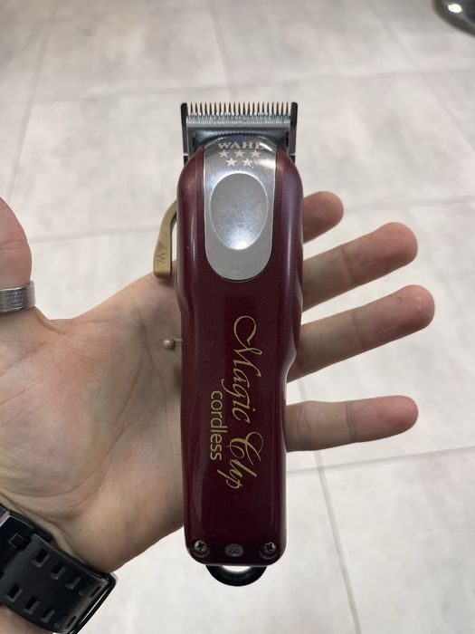 Vand masina de tuns magic clip!Trimit cu verificare