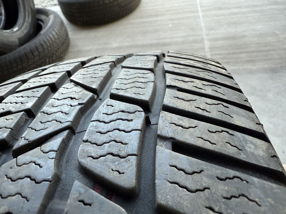 4бр. КАТО НОВИ Зимни Гуми 205/60R/16 -CONTINENTAL- DOT:0323- 7.9м+6.3м