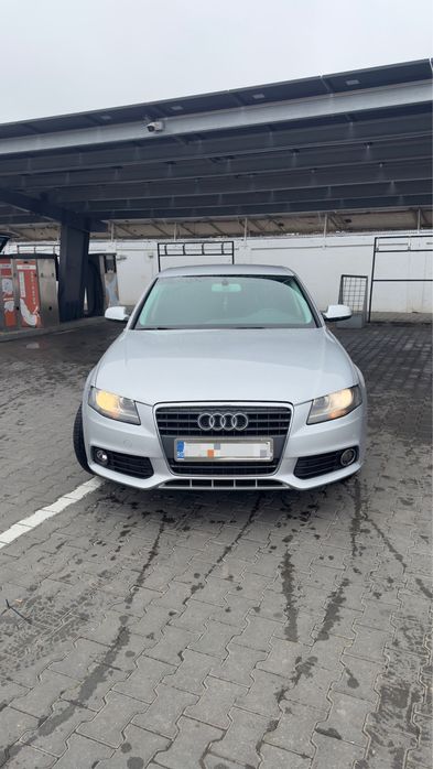 - Vand Audi A4 B8 -