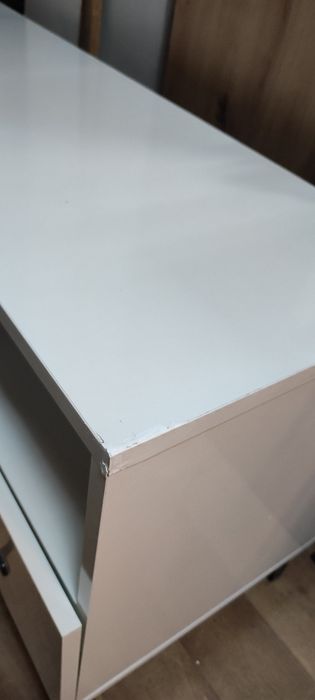 РАЗЧИСТВАМЕ Склада шкаф за телевизор ISЕРЕА