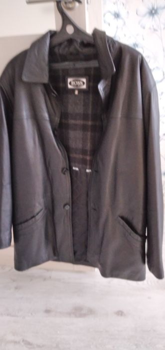 Продам мужскую весеннюю куртку