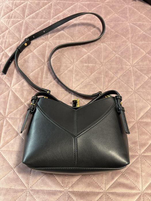 Черна чанта Zara