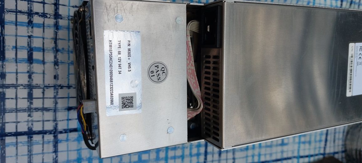 Vând whatminer m30s+