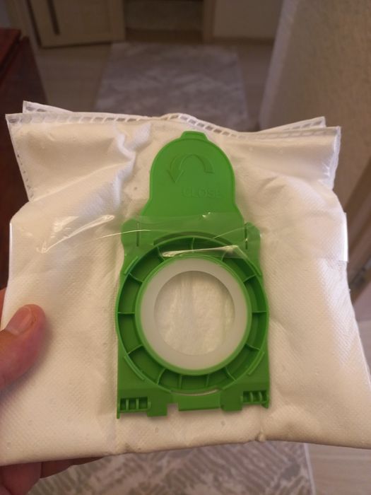 Продам пылесборники на пылесос BORK новые