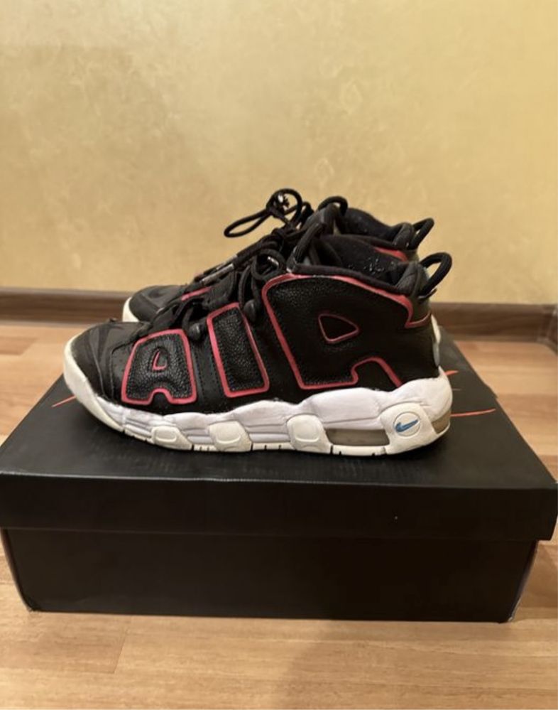 Nike air uptempo