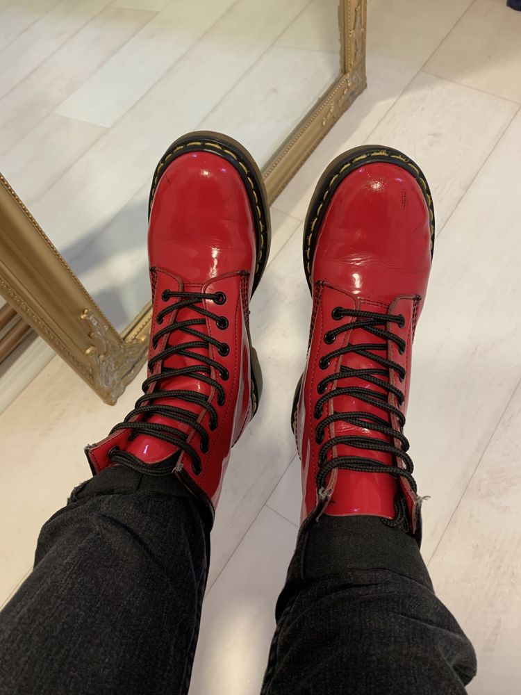 Bocanci Dr Martens 38,  Piele (am si alte perechi)