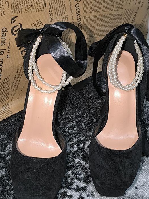 Сандали на висок ток,дамски обувки с квадратни пръсти.