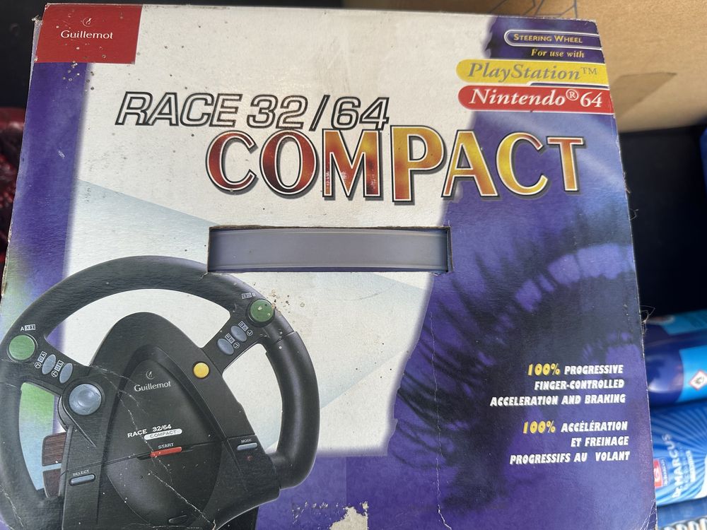 Race 32/64 Compact Nintendo