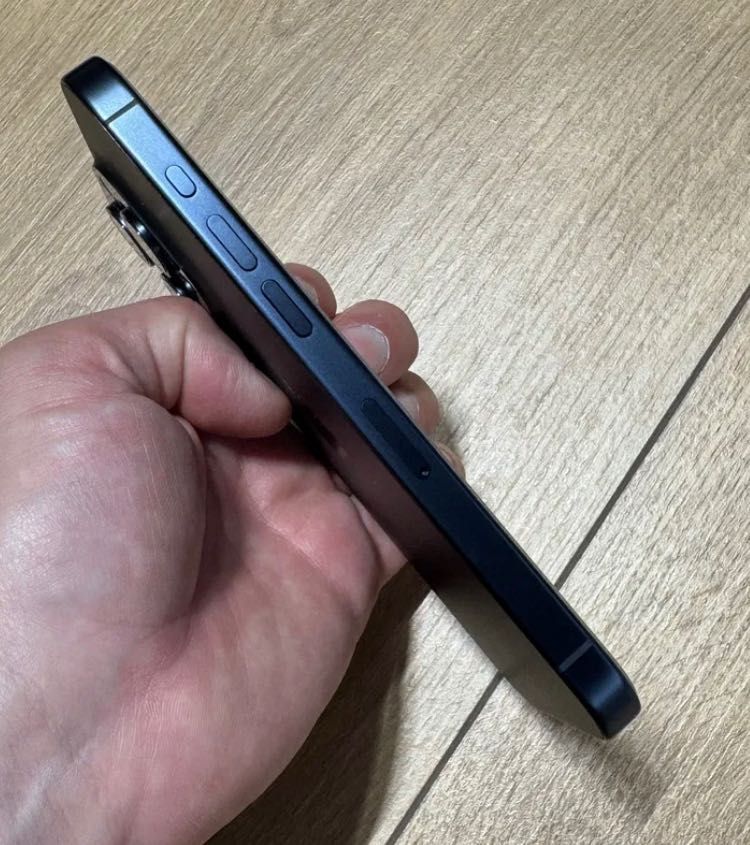 100% батерия - iPhone 15 Pro Midnight Blue 128 GB