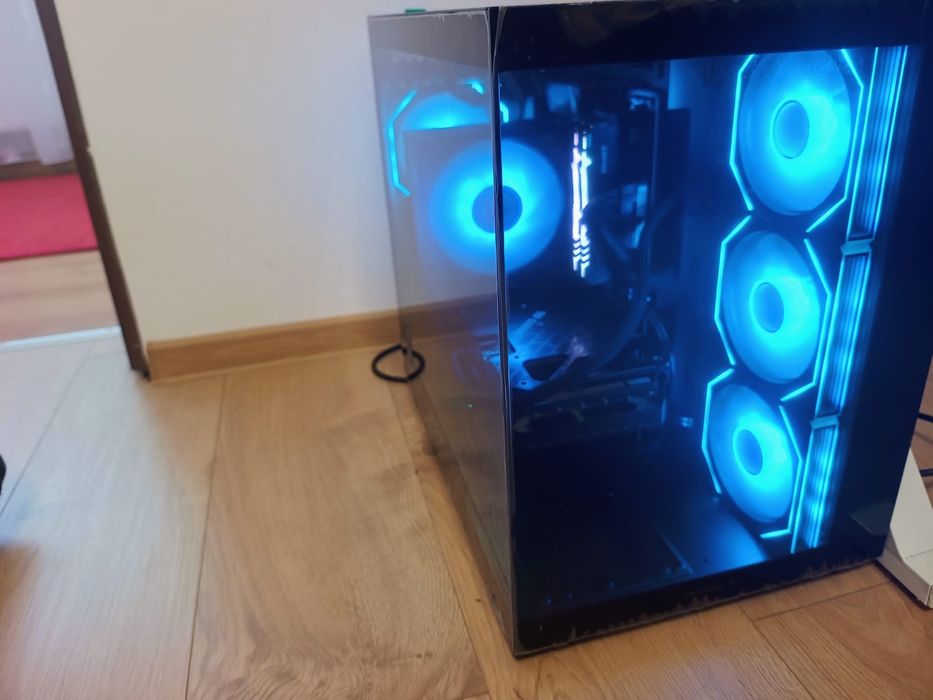 Vând PC Gaming Ryzen 7 5800x +RTX 4060 Eagle oc 8gb