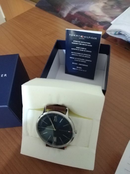 Ceas barbati Tommy Hilfiger original, nou la cutie!