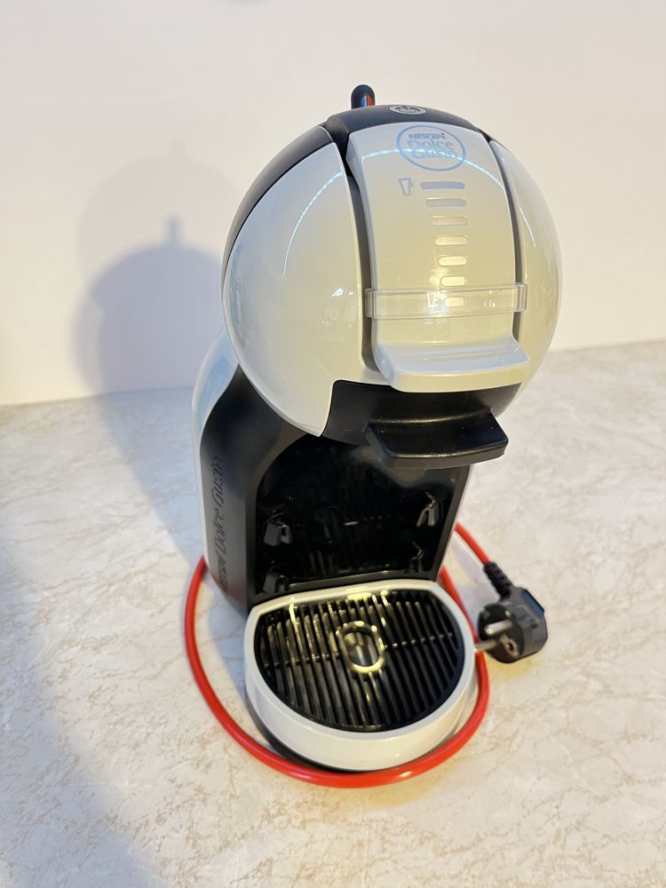 Expressor cu capsule KRUPS NESCAFE