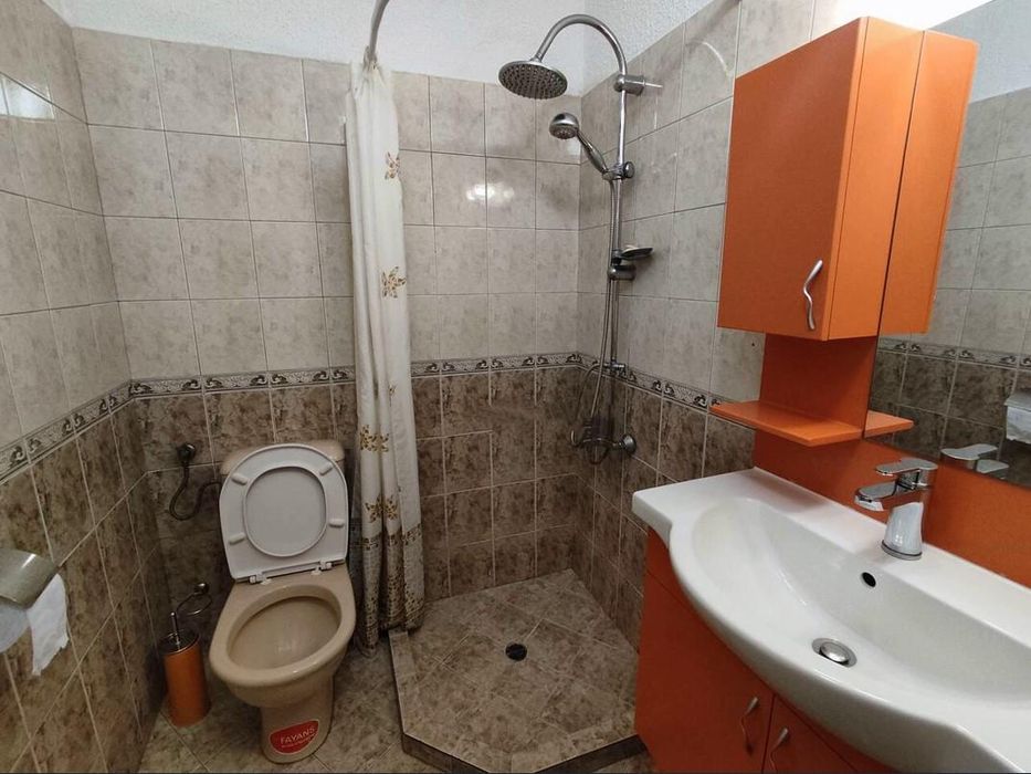 Дава се под наем Двустаен апартамент в София, Лозенец - 73 кв.м за 700 € - Снимка #9