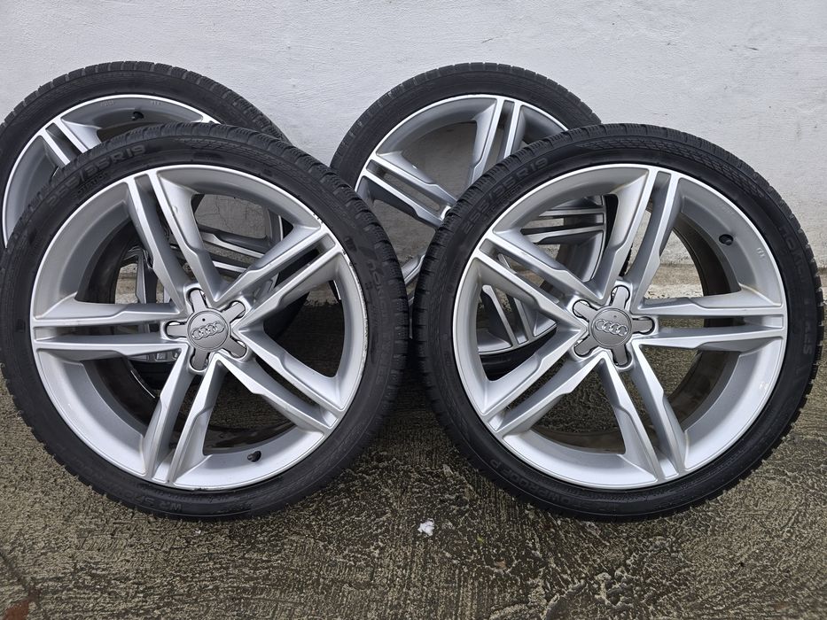 255 35 19 Nokian зимни dot22 7mm с джанти 19" 5х112 66.6 8j et30