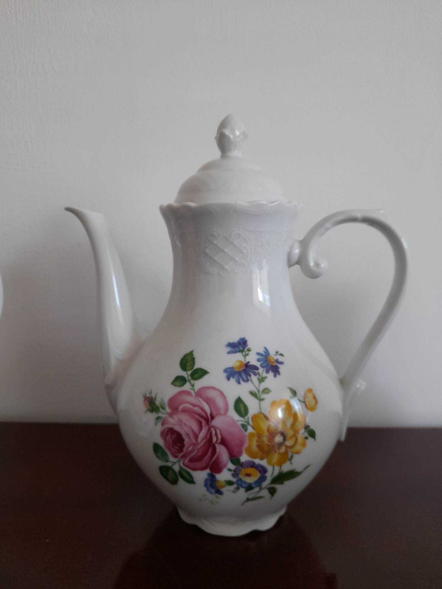 Ceainice din portelan vechi „Seltmann Weiden Bavarian Porcelain”
