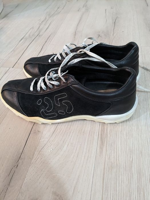 Armani Jeans, mărimea 39