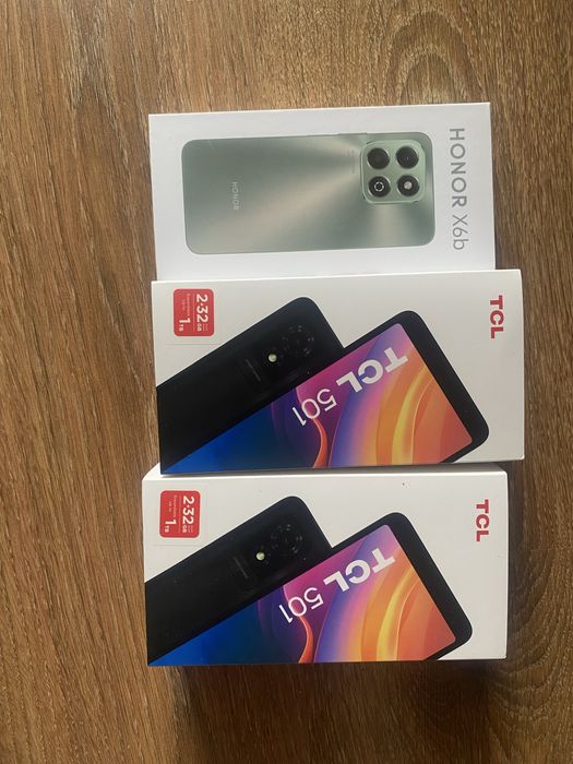 Vand 3 telefoane