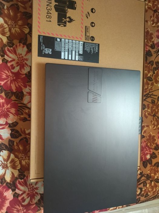 Asus Vivobook 16x