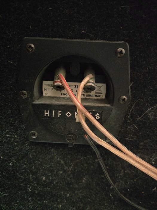 Бас каса Hifonics