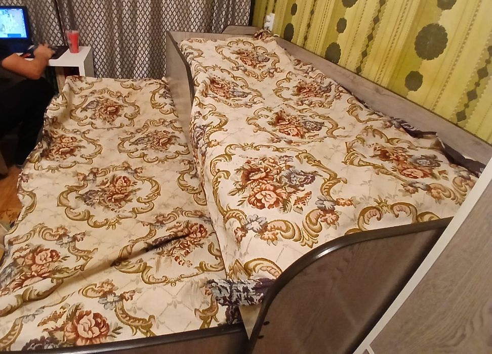 Детская двухярусная кровать